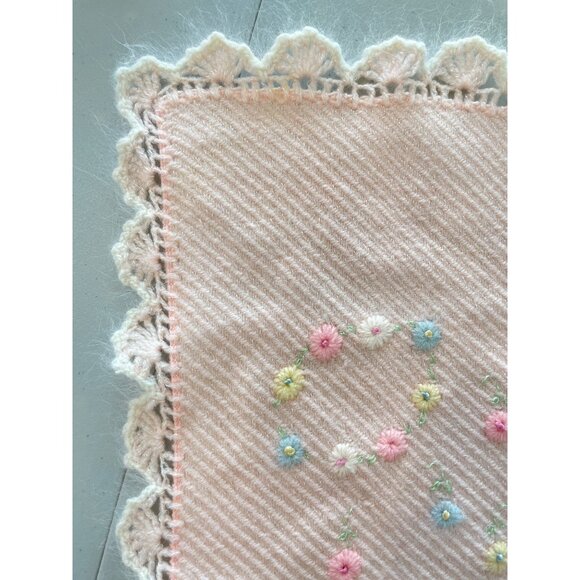 Vintage Hooded Baby Blanket 31.5" X 30" Crochet Lace Pastel Embroidered Floral - Picture 7 of 8